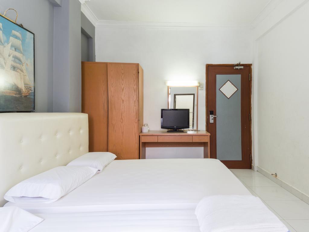 Reddoorz Near Aljunied Mrt Hotel Singapore Exterior photo