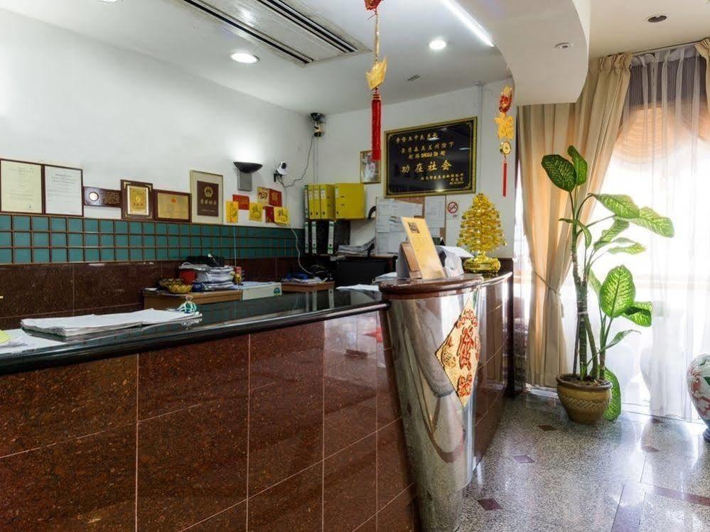 Reddoorz Near Aljunied Mrt Hotel Singapore Exterior photo